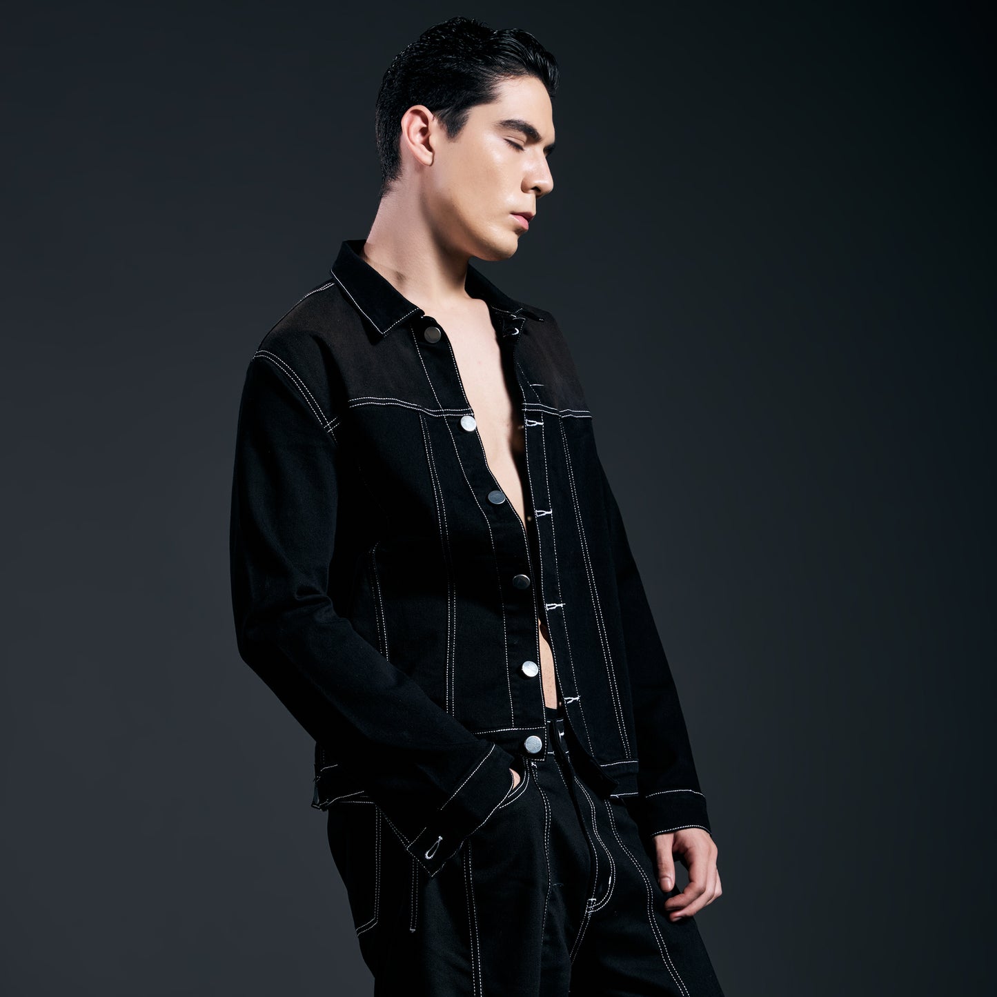 FADE TO FOCUS JACKET